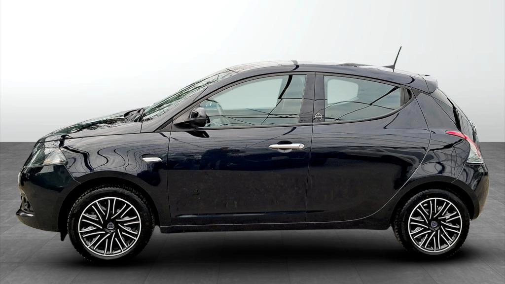 img-2 Lancia Ypsilon Lancia SE-U78734