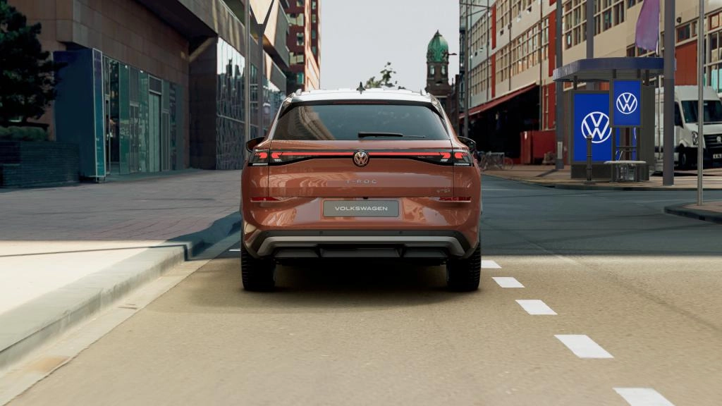 img-2 Volkswagen T-Roc Volkswagen SE-N190469