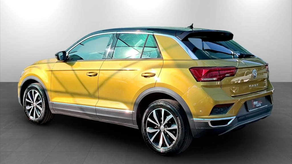 img-3 Volkswagen T-Roc Volkswagen SE-U78282