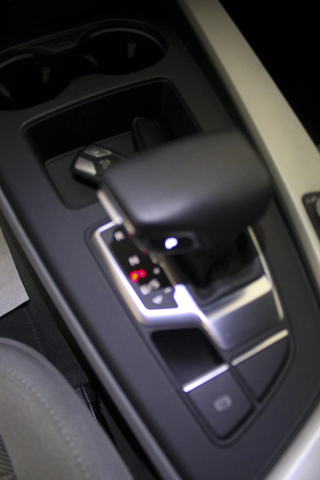 img-4 Audi A4 Avant Audi SE-U78876