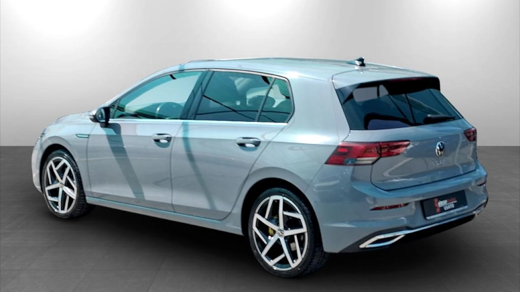img-3 Volkswagen Golf Volkswagen SE-U79272