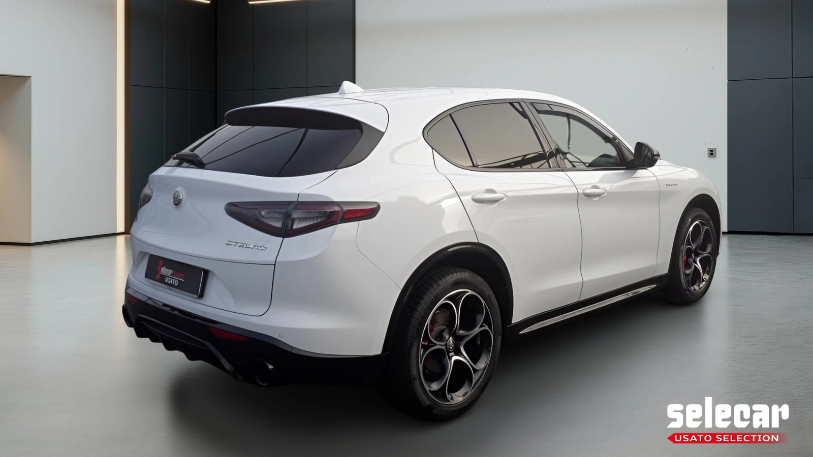img-3 Alfa romeo Stelvio Alfa romeo SE-U76655