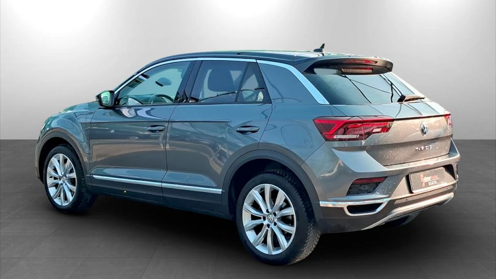 img-3 Volkswagen T-Roc Volkswagen SE-U78894