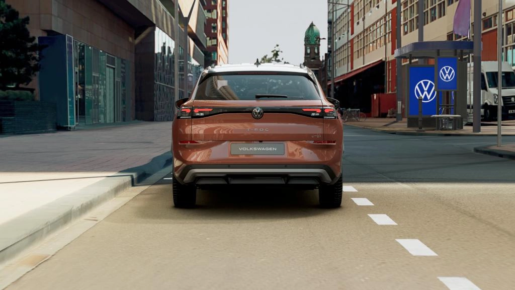 img-2 Volkswagen T-Roc Volkswagen SE-N189599