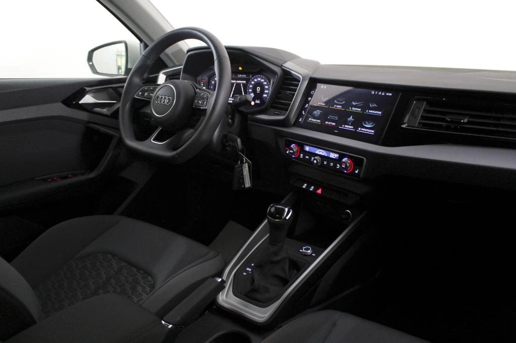 img-3 Audi A1 Sportback Audi AU-U77810