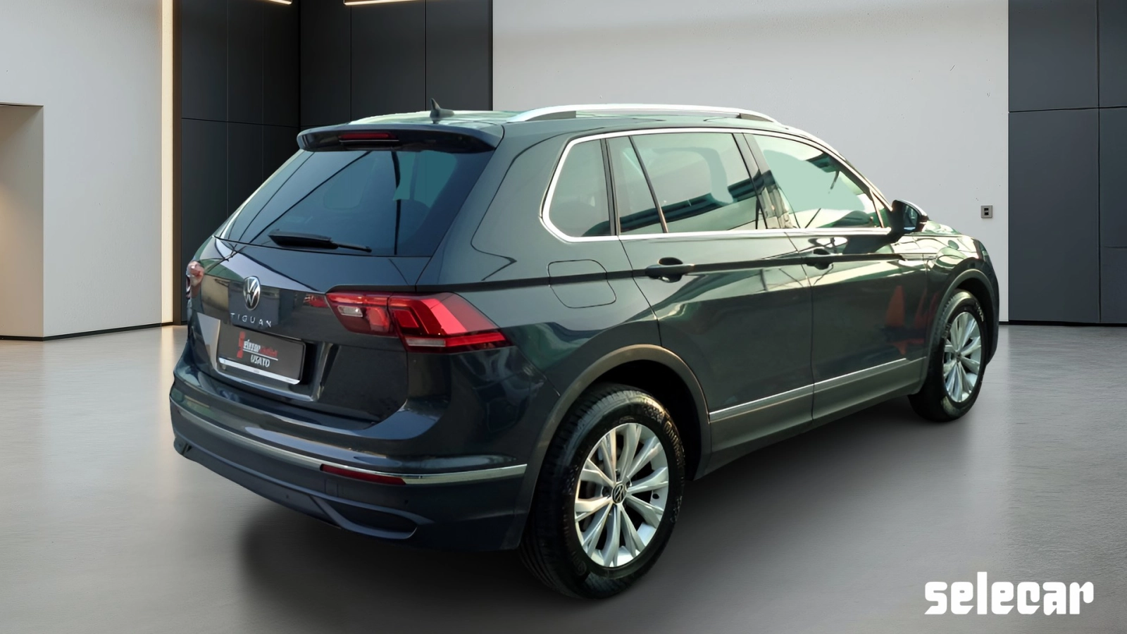 img-3 Volkswagen Tiguan Volkswagen SE-U75391