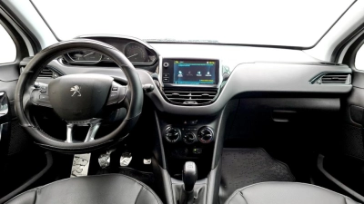 Peugeot 208 - SE-U79100 