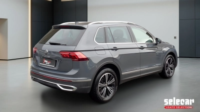 Volkswagen Tiguan - SE-U76582 