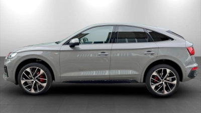 Audi Q5 Sportback - SE-U77777 