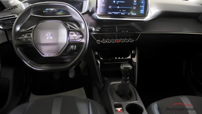 Peugeot 2008 - AU-U78180 
