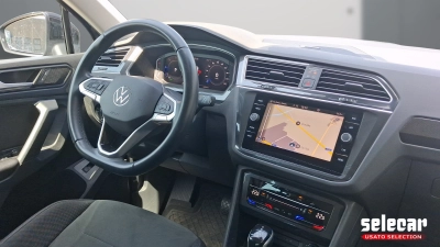 Volkswagen Tiguan - SE-U79930 