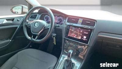 Volkswagen Golf - SE-U78916 