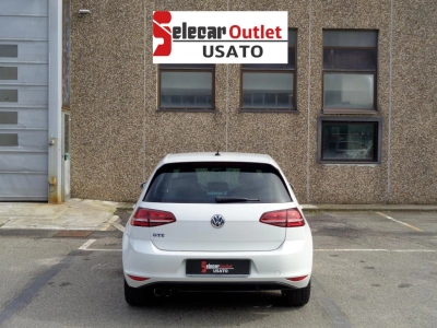 Volkswagen Golf - SE-U76411 