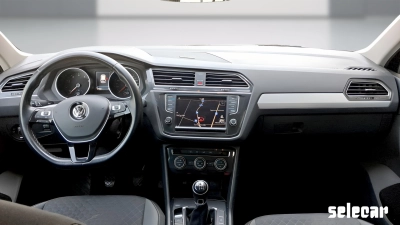 Volkswagen Tiguan - SE-U79536 
