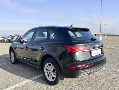 Audi Q5 - AU-U73944 