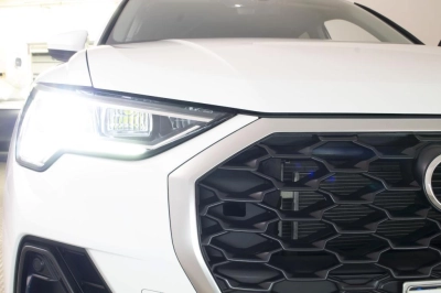 Audi Q3 Sportback - AU-U72996 