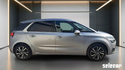 Citroen C4 - SE-U75679 