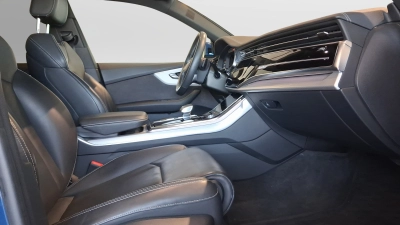 Audi Q8 - AU-U79811 