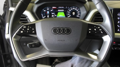 Audi Q4 - SE-U78412 