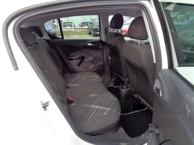 Opel Corsa - SE-U74585 