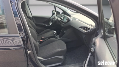 Peugeot 208 - SE-U79548 