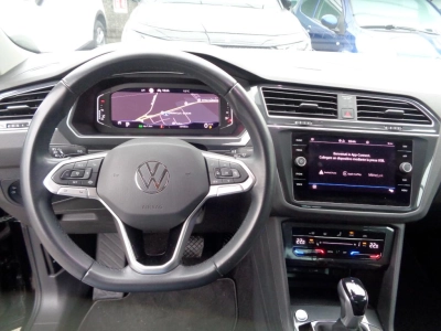 Volkswagen Tiguan - SE-U77814 