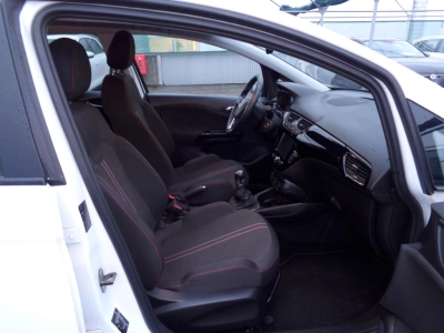 Opel Corsa - SE-U78377 