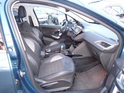 Peugeot 2008 - SE-U77877 