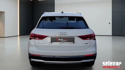 Audi Q3 - SE-U71233 