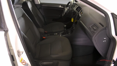 Volkswagen Golf - AU-U76310 