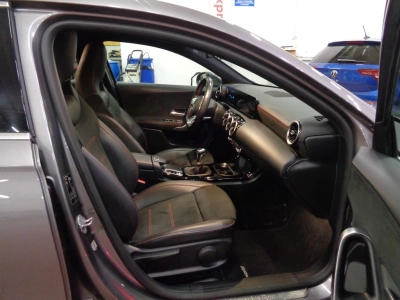 Mercedes-Benz Classe - SE-U75237 