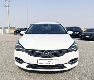 Opel Astra - AU-U77274 