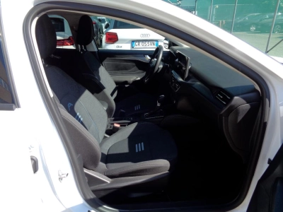 Ford Focus - SE-U76749 