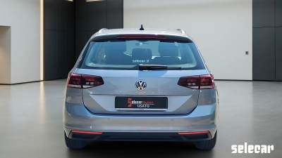 Volkswagen Passat - SE-U78887 