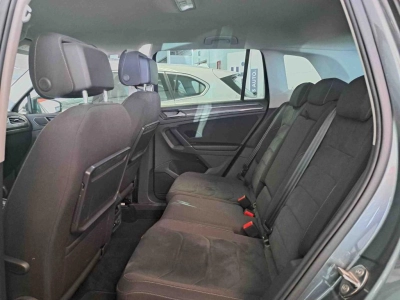 Volkswagen Tiguan - SE-U42156 