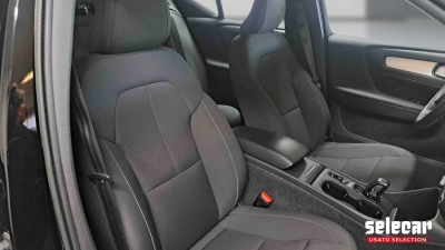 Volvo XC40 - SE-U76855 