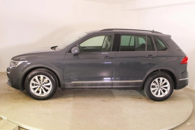 Volkswagen Tiguan - SE-U76712 
