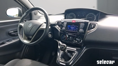 Lancia Ypsilon - SE-U79575 