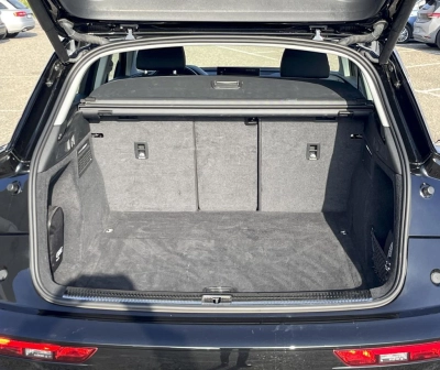 Audi Q5 - AU-U73944 