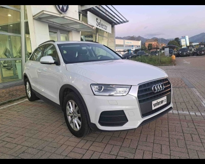 Audi Q3 - SE-U77667 
