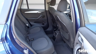 BMW X1 - SE-U76122 