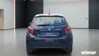 Peugeot 208 - SE-U79548 