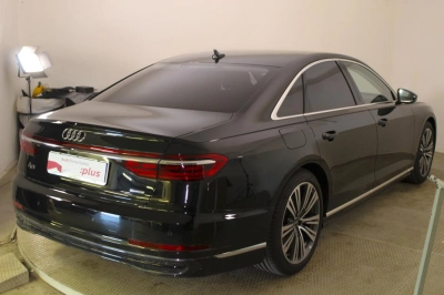 Audi A8 - AU-N181059 