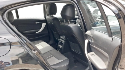 BMW Serie - SE-U79358 