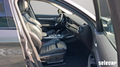 Alfa romeo Stelvio - SE-U80033 