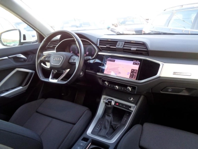 Audi Q3 - SE-U71233 