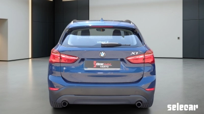 BMW X1 - SE-U76122 