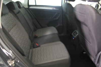 Volkswagen Tiguan - SE-U76712 