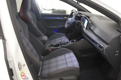 Volkswagen Golf - AU-U77720 