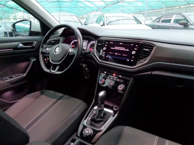 Volkswagen T-Roc - SE-U77700 